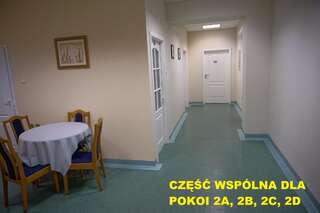 Хостелы MEGA Hostel i Apartamenty Быдгощ Двухместный номер с 2 отдельными кроватями-18